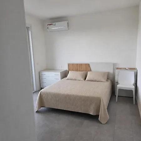 Alexander Palace Apartment *